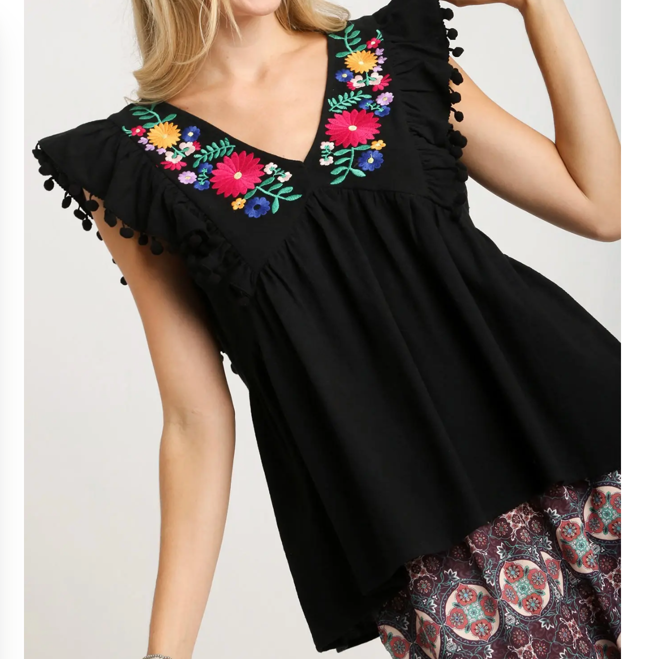 Umgee Embroidered Floral Blouse in Green and Black