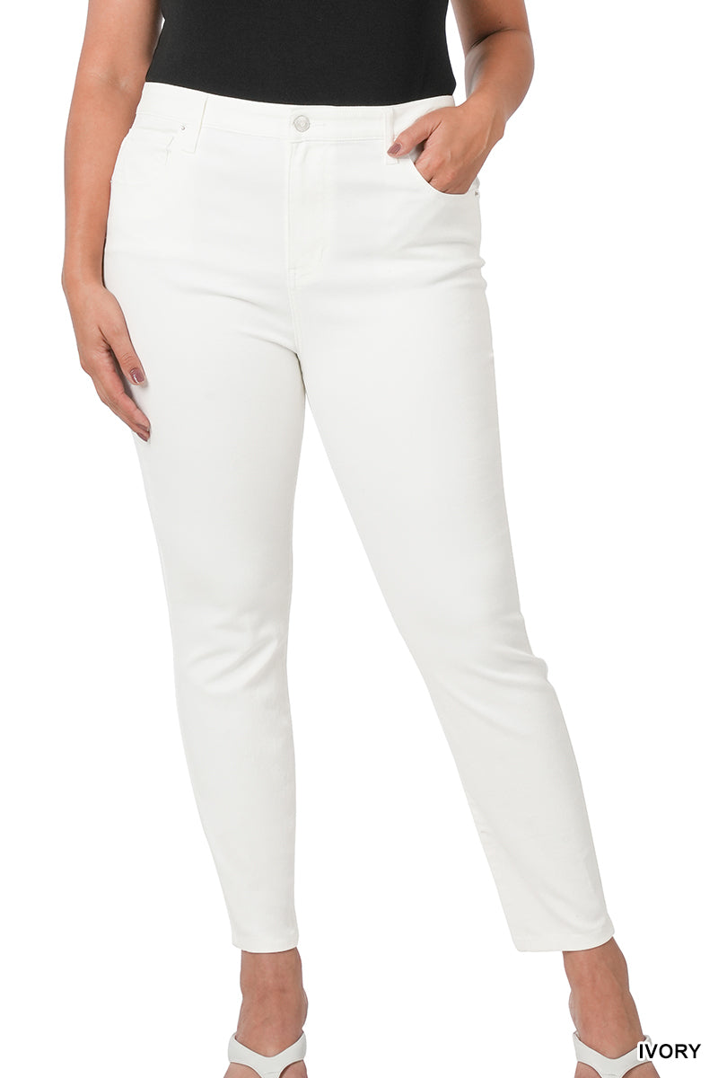 Zenana©️ Jeggings in Curvy