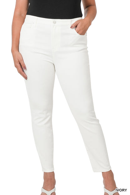 Zenana©️ Jeggings in Curvy